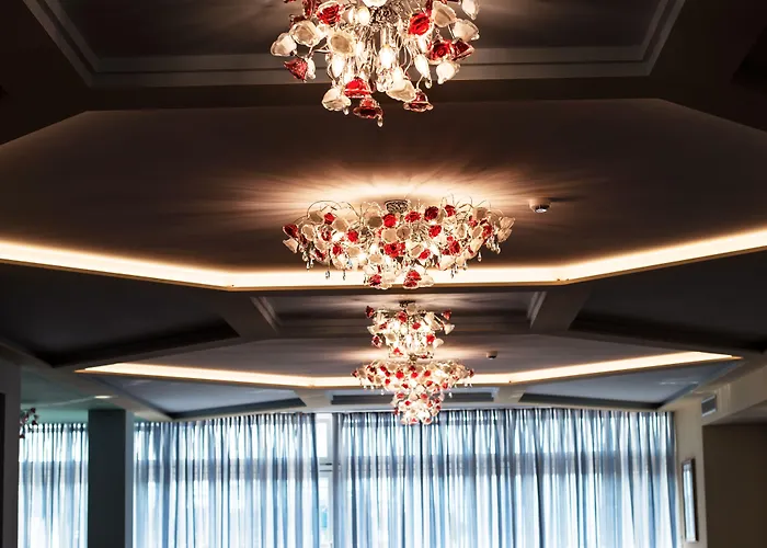 Internazionale ホテル トッリ・デル・ベーナコ