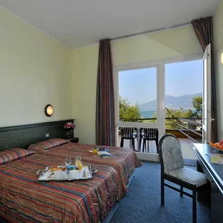 Internazionale Hotel 4*