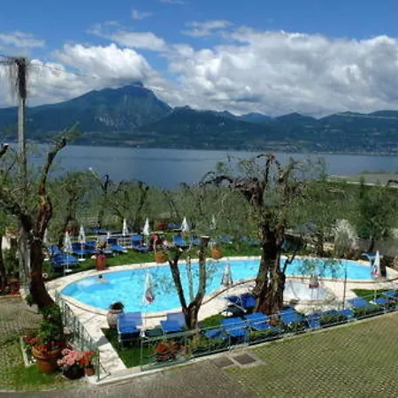 Internazionale 4* Торри-дель-Бенако