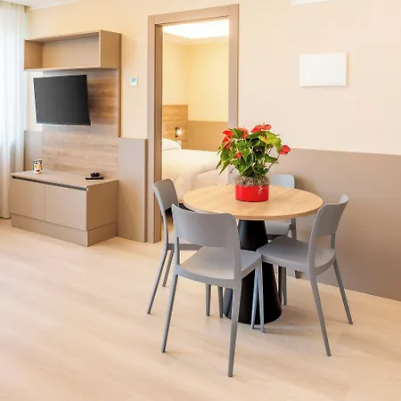 Internazionale 4*