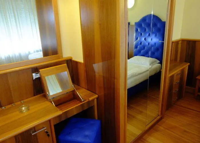 Internazionale Torri Del Benaco