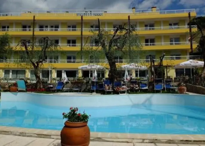 Internazionale 4* Torri Del Benaco