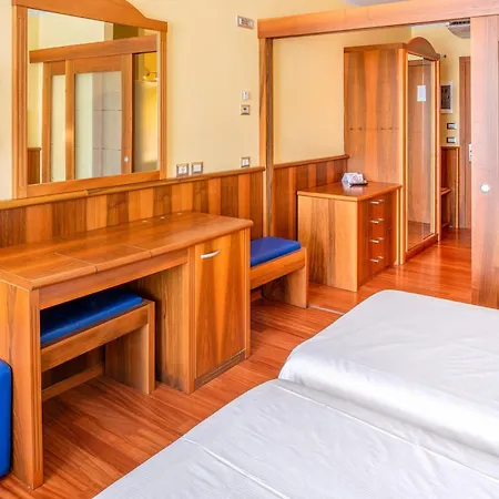 מלון Internazionale טורי דל בנקו